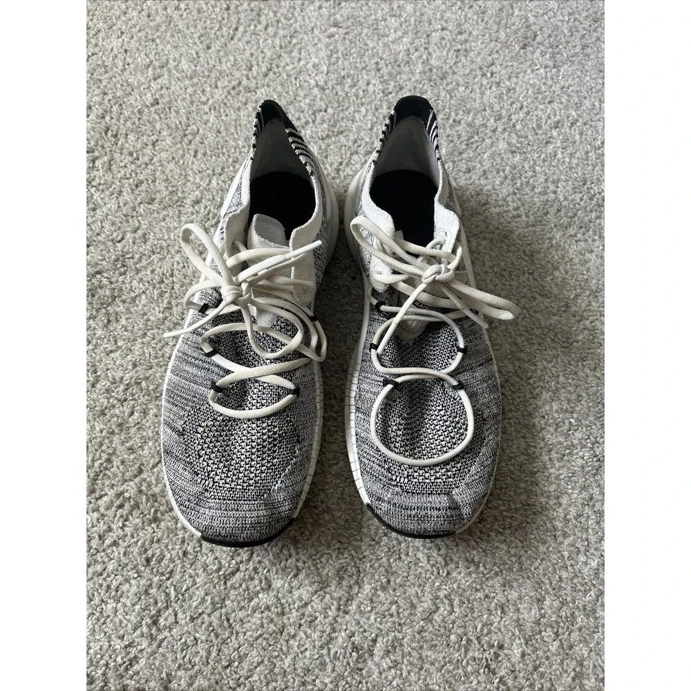 2018 Nike TR‎ Flyknit White/Black Training Shoes 942887-101 Women 8